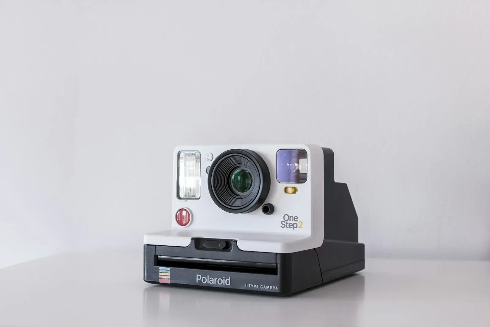 Instant camera